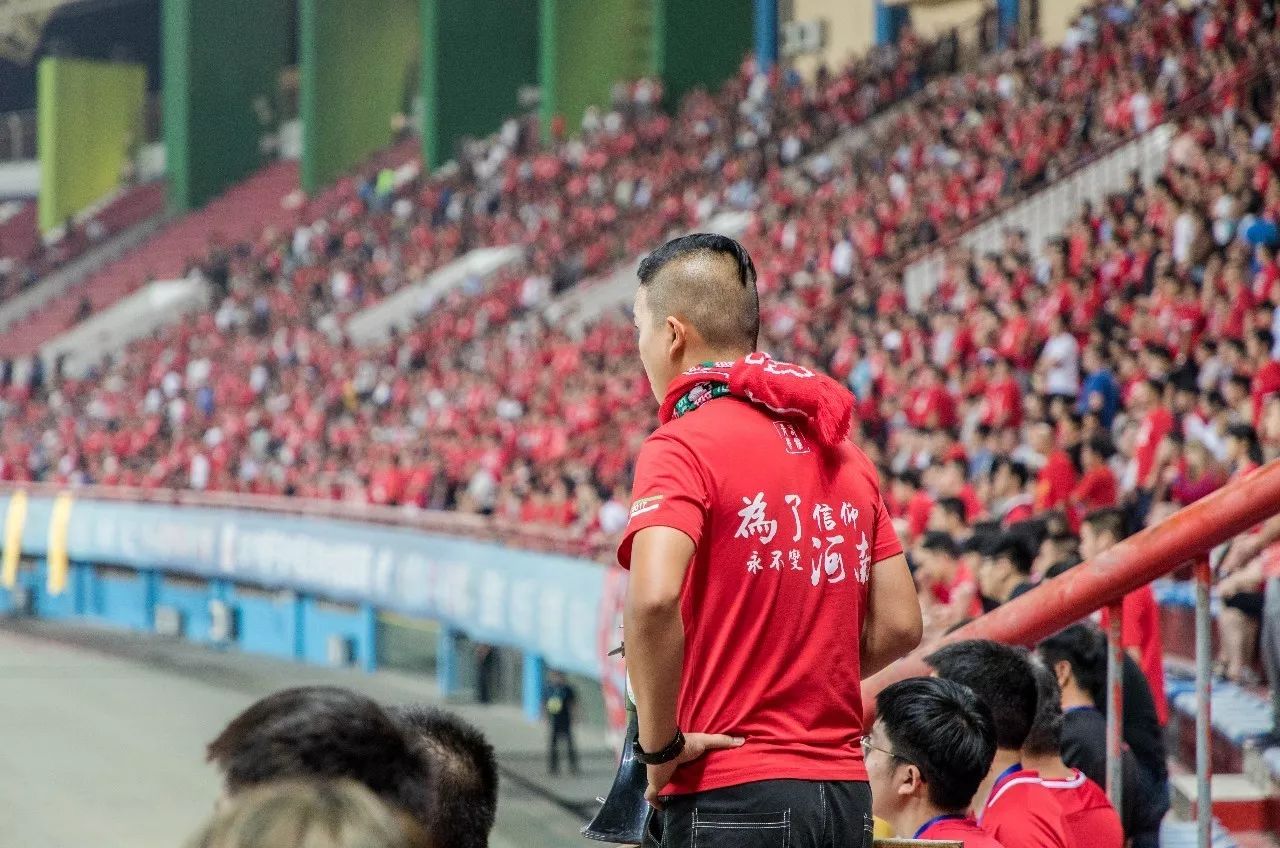 奥尔良主场击败对手，取得关键胜利